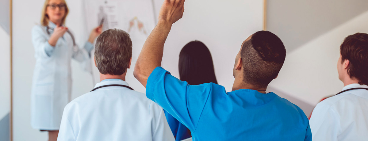 Enfermeiro, como melhorar seu currículo?